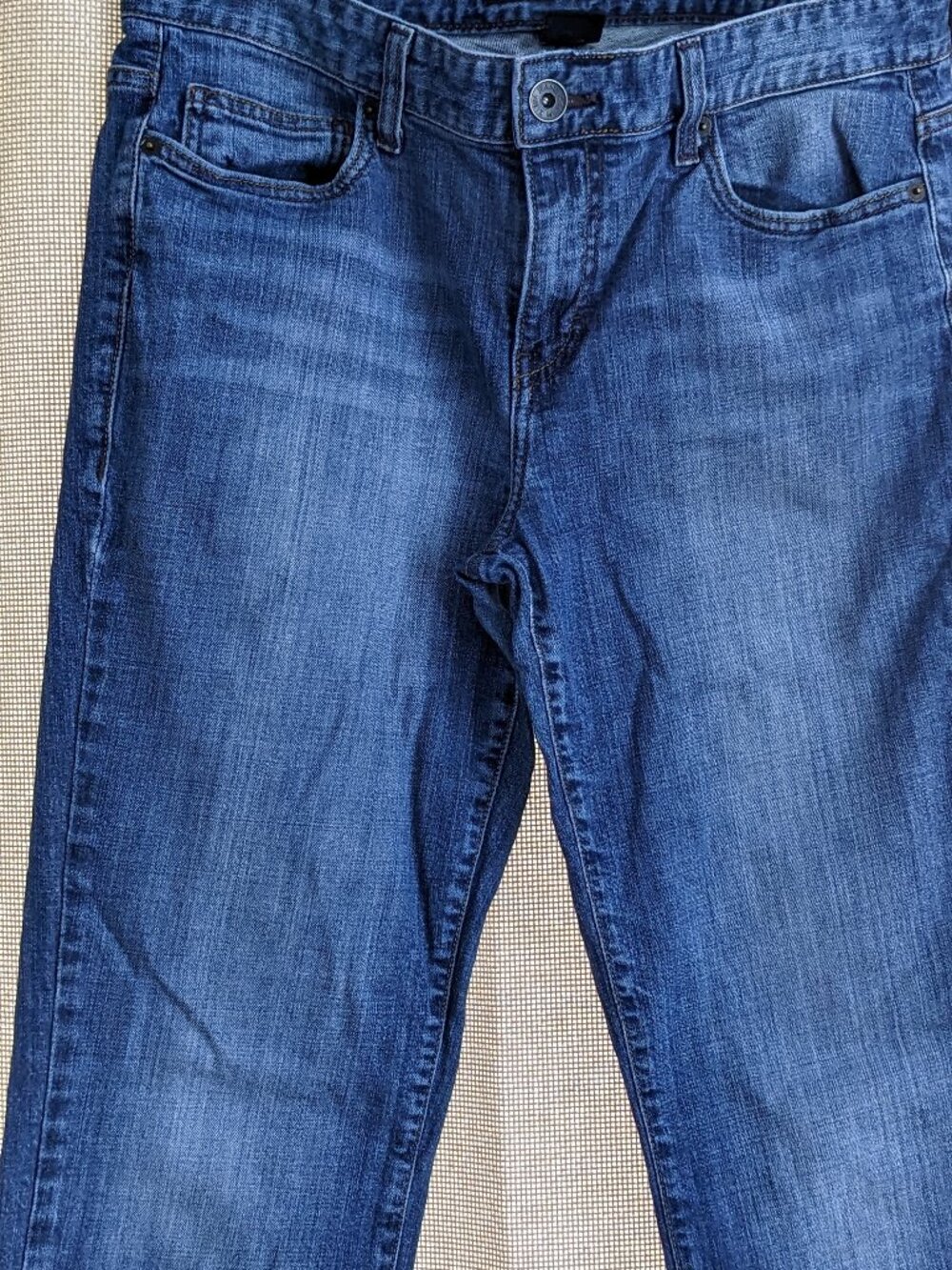 Calvin Klein Jeans, Skinny Medium Wash Distressed 5 Pocket Blue Jeans Size 31/12